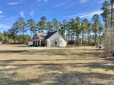 143 Needleleaf Ct, Barnesville, GA 30204 photo 5
