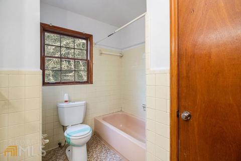 6354 Lanier Rd, Morrow, GA 30260 photo 16