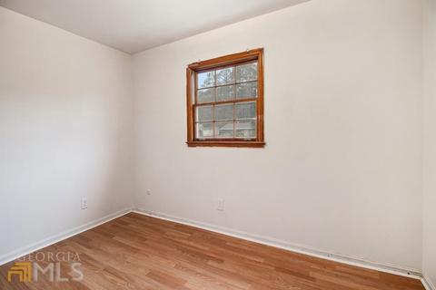 6354 Lanier Rd, Morrow, GA 30260 photo 12