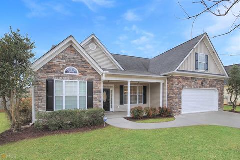 209 N Pointe Dr, Lagrange, GA 30241 photo 1