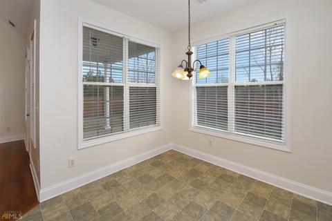 209 N Pointe Dr, Lagrange, GA 30241 photo 8