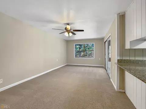 1346 Hammack Dr, Morrow, GA 30260 photo 10