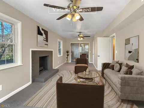 1346 Hammack Dr, Morrow, GA 30260 photo 2