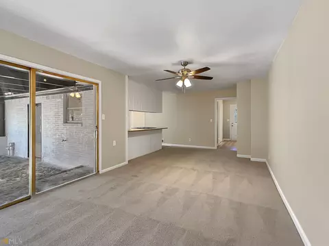 1346 Hammack Dr, Morrow, GA 30260 photo 11