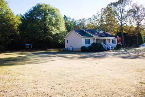 315 Brickyard Rd, Comer, GA 30629 photo 3