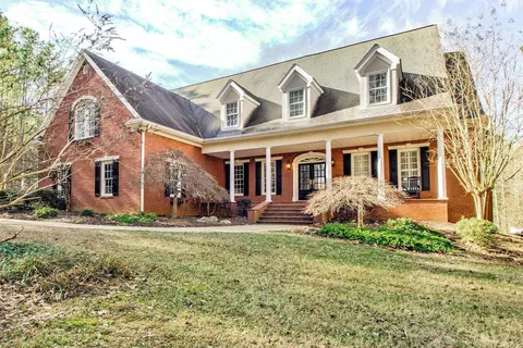 375 Massengale Rd, Brooks, GA 30205