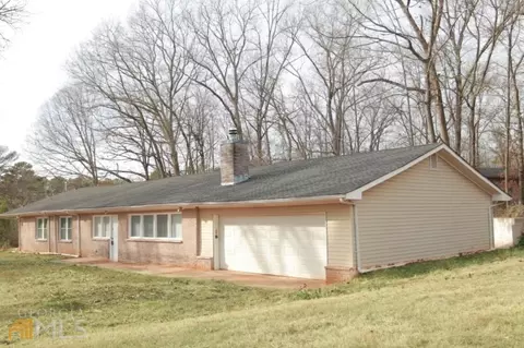 2205 Fairview Rd, Stockbridge, GA 30281