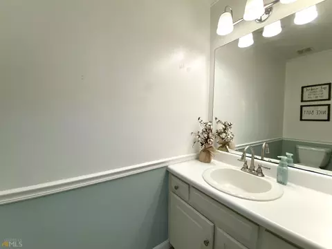 143 Greenbriar Trl, Lagrange, GA 30241 photo 8