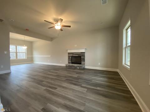 2272 Willoby Ct, Morrow, GA 30260 photo 2