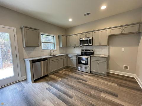 2272 Willoby Ct, Morrow, GA 30260 photo 13