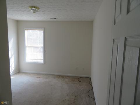 20 Hallmark Ln, Covington, GA 30014 photo 8