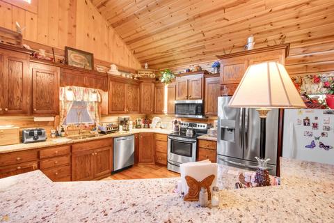 4576 Duncan Bridge Rd, Cornelia, GA 30531 photo 9