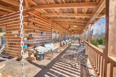 4576 Duncan Bridge Rd, Cornelia, GA 30531 photo 3