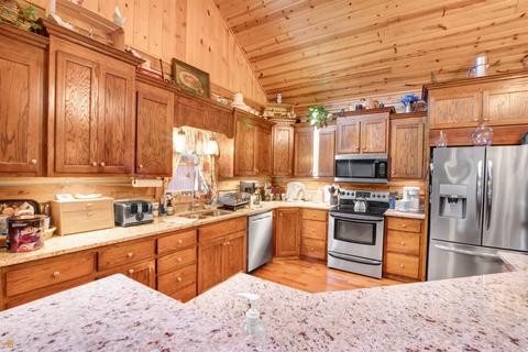 4576 Duncan Bridge Rd, Cornelia, GA 30531 photo 8