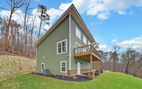27 Cherokee Rd, Toccoa, GA 30577 photo 3