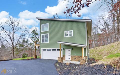 27 Cherokee Rd, Toccoa, GA 30577 photo 2