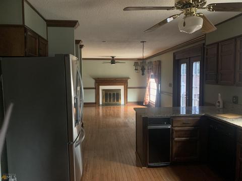718 Camellia Dr, Lagrange, GA 30240 photo 3