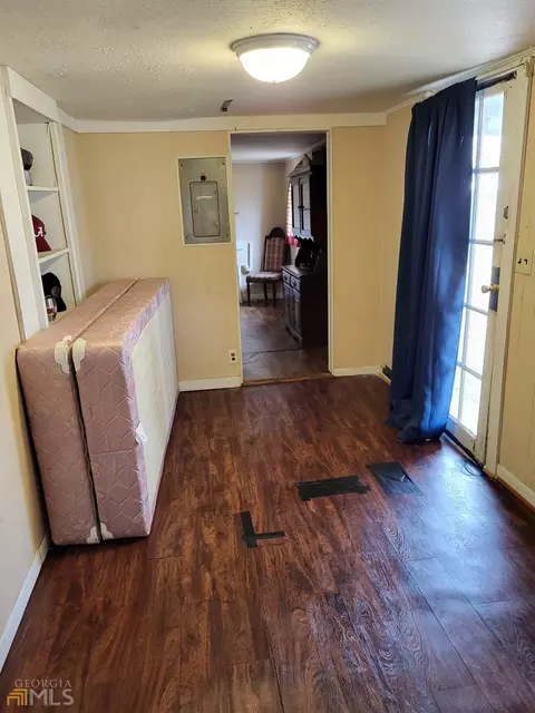 17 E 22nd St, Lanett, AL 36863 photo 10