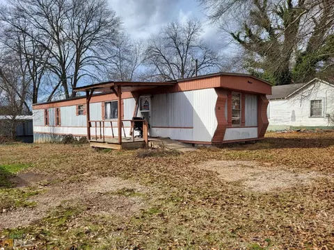 17 E 22nd St, Lanett, AL 36863 photo 20
