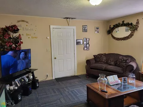 17 E 22nd St, Lanett, AL 36863 photo 16
