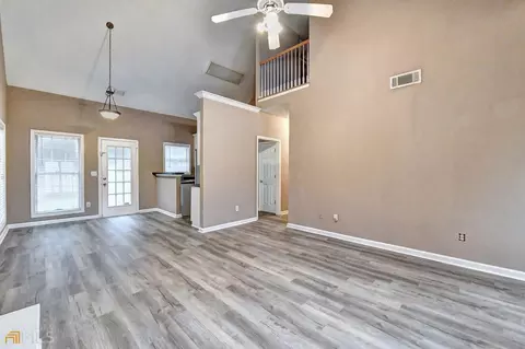 505 Pebble Blvd, Covington, GA 30016 photo 8