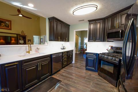 245 Creekside Cir, Hampton, GA 30228 photo 10