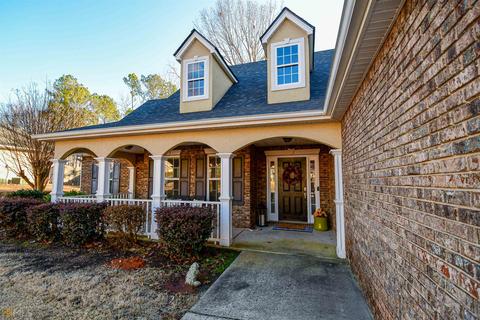 245 Creekside Cir, Hampton, GA 30228 photo 3