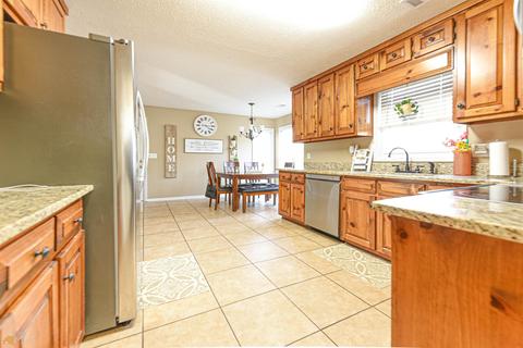 118 Colonial Ct, Lagrange, GA 30240 photo 6