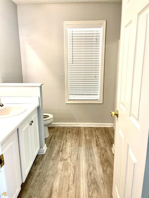 445 Brookstone Dr, Lagrange, GA 30240 photo 8