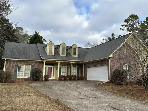 101 Ivydale Dr, Lagrange, GA 30240 photo 2