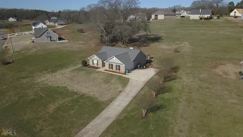 293 Middle Fork Ln, Carnesville, GA 30521 photo 9