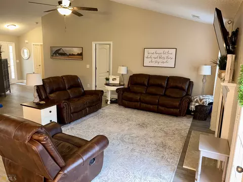 293 Middle Fork Ln, Carnesville, GA 30521 photo 21