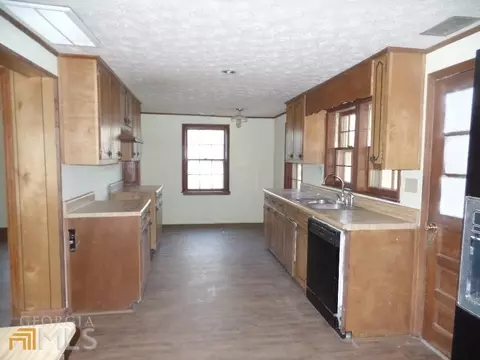 37 Tyler St, Lagrange, GA 30240 photo 6