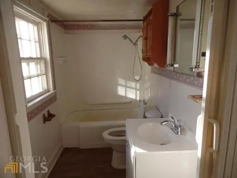 37 Tyler St, Lagrange, GA 30240 photo 9
