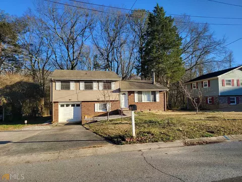 6342 Clearbrook Dr, Morrow, GA 30260 photo 2