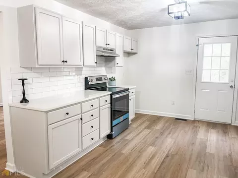 154 Rosecliff Rd, Milner, GA 30257 photo 5