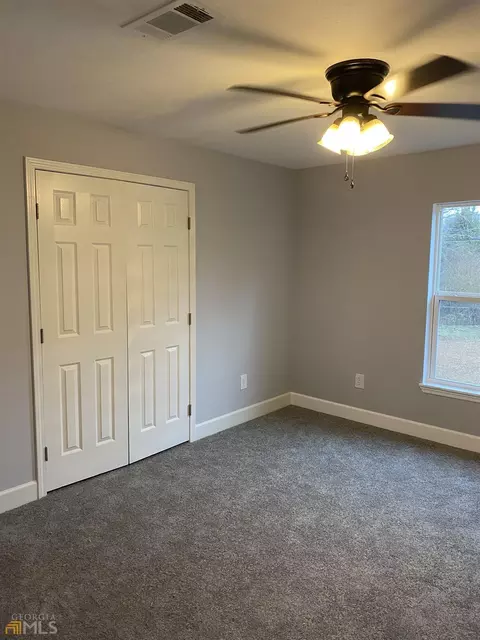 2405 35th St, Valley, AL 36854 photo 5