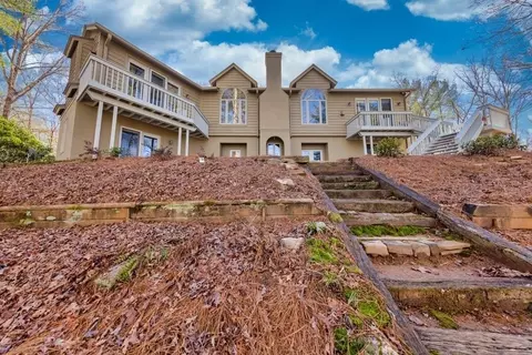 536 Sang Rd, Cleveland, GA 30528