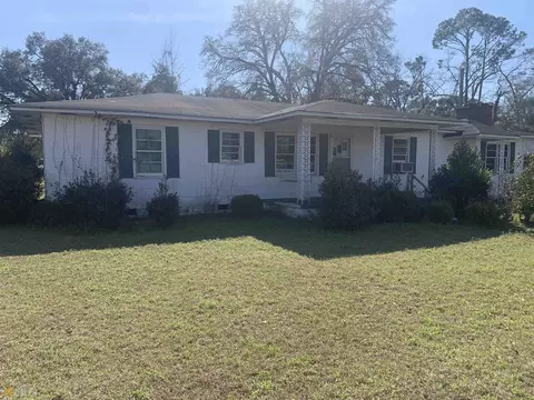 53 E Morgan St, Camilla, GA 31730