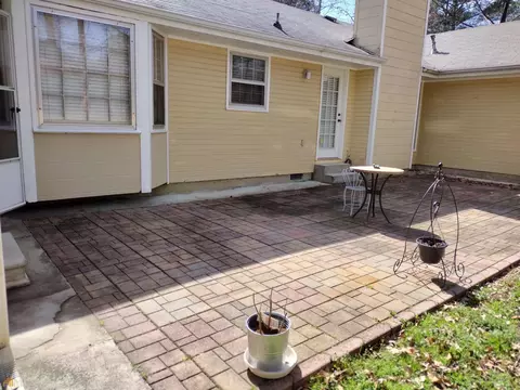 1762 Duffey Dr, Morrow, GA 30260 photo 6