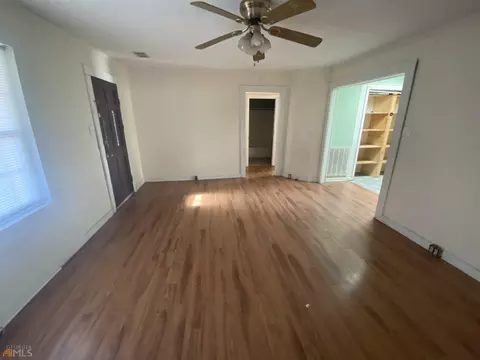 140 E Peter St, Cochran, GA 31014 photo 3