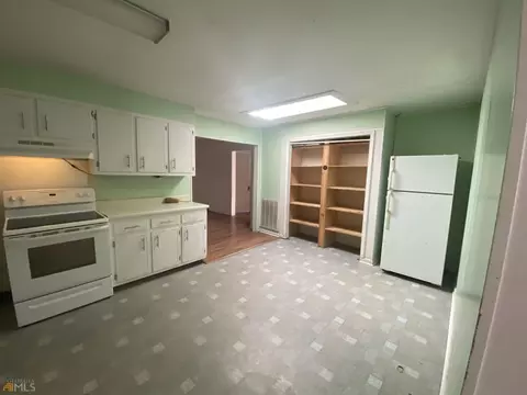 140 E Peter St, Cochran, GA 31014 photo 7