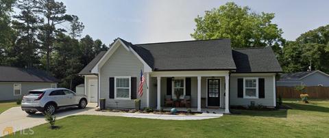1168 E Doyle St, Toccoa, GA 30577 photo 1