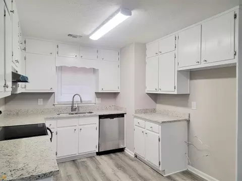 75 Valley Ct, Covington, GA 30016 photo 9