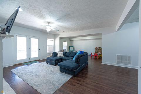 126 Planters Ridge Dr, Lagrange, GA 30240 photo 13
