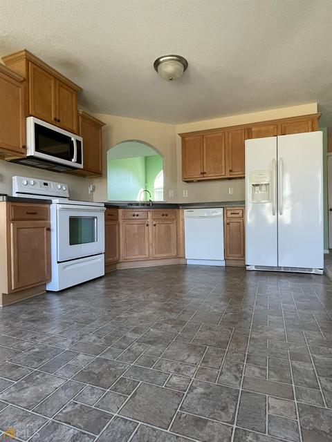 820 Betsy Ross Trl, Hampton, GA 30228 photo 14