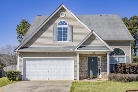 820 Betsy Ross Trl, Hampton, GA 30228 photo 2