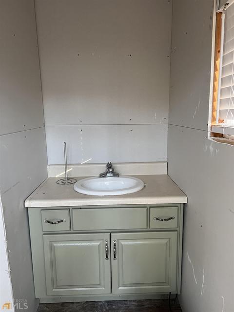 1117 N State Line Rd, Lagrange, GA 30240 photo 6