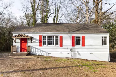 524 Hanes Dr, Forest Park, GA 30297