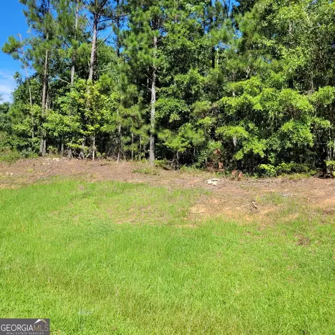 390 Higgins Rd, Locust Grove, GA 30248